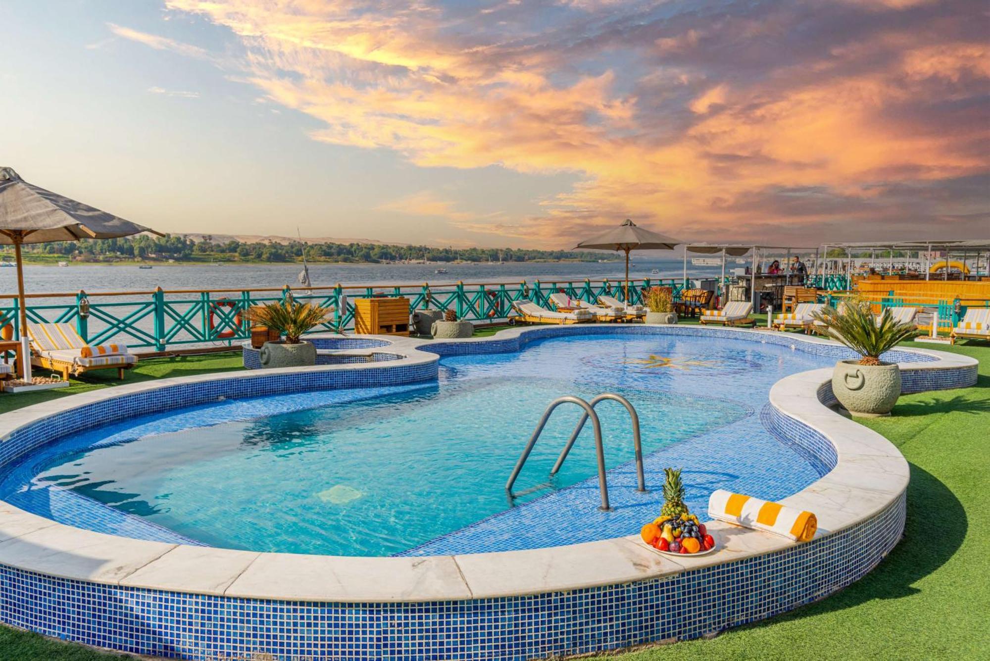 Sonesta Moon Goddess Cruise - From Aswan To Luxor - 03 & 07 Nights Every Friday Hotel ภายนอก รูปภาพ