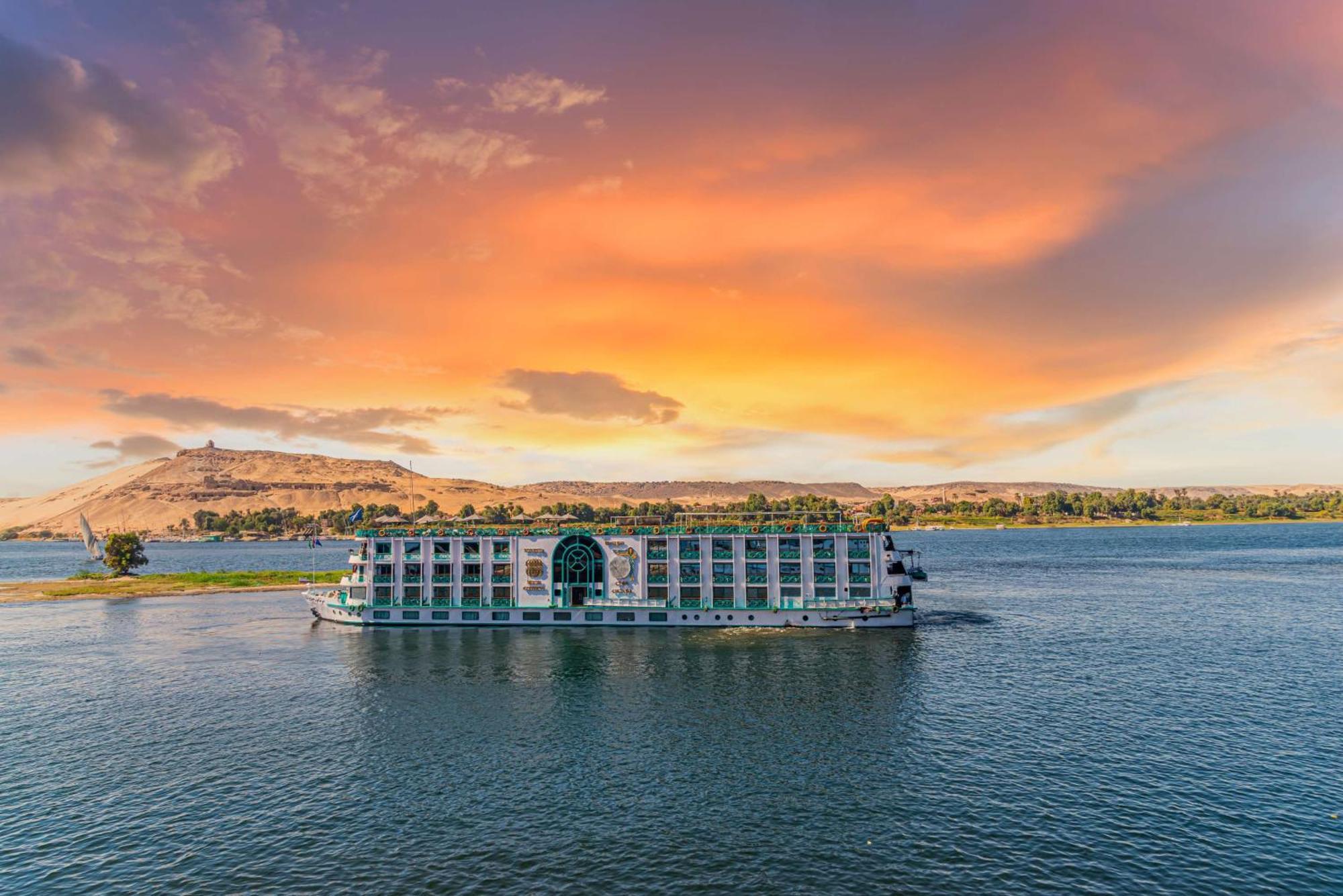 Sonesta Moon Goddess Cruise - From Aswan To Luxor - 03 & 07 Nights Every Friday Hotel ภายนอก รูปภาพ