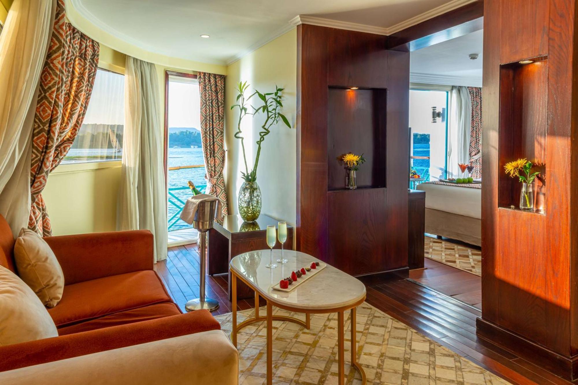Sonesta Moon Goddess Cruise - From Aswan To Luxor - 03 & 07 Nights Every Friday Hotel ภายนอก รูปภาพ